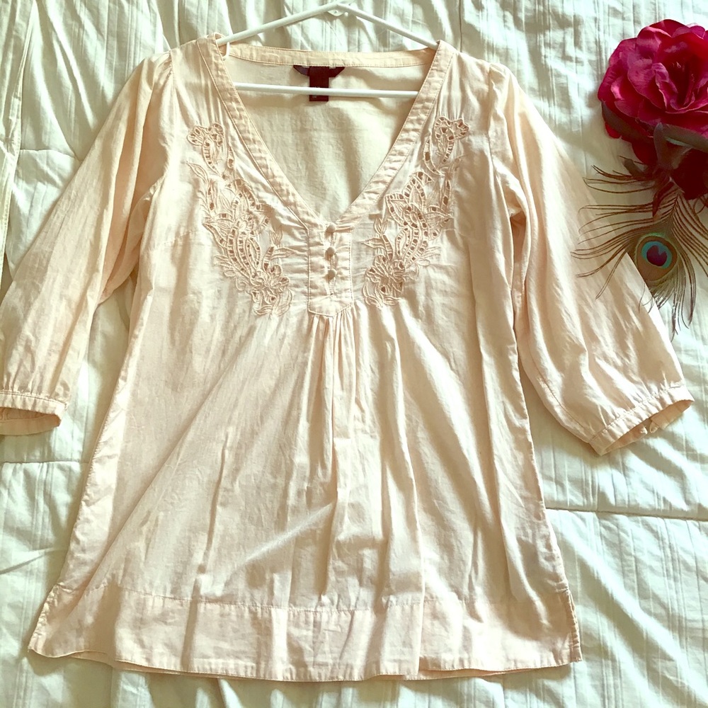 Pale pink top